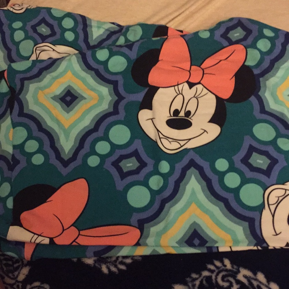 LuLaRoe Dinsey TC Leggings